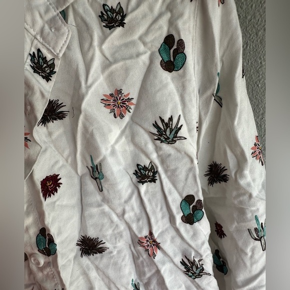 Per se medium cactus button down top - Picture 2 of 5